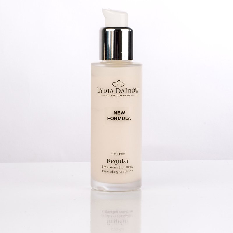 Regular Clear - Lydia Dainow